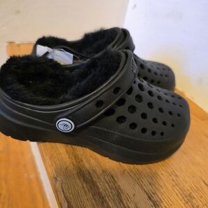 Cozy Black Kids Clogs